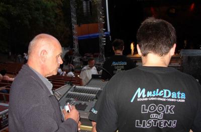 AIDA open air opera letn kino st nad Labem 2.9.2004 - Robert Kulhnek vedouc osvtlova
